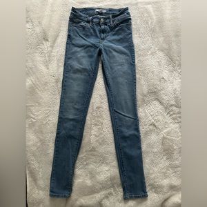Levi’s jeans 711 skinny size 28